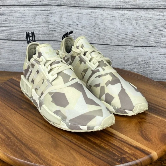 Adidas NMD R1 Fractal Camo Sand Men’s Shoes EF4262 Sneaker Size 10.5